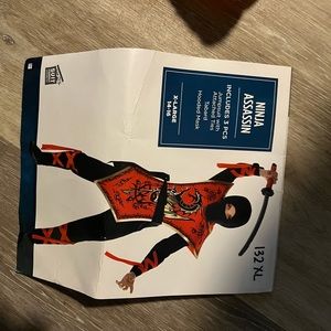 Halloween costume 14-16 kids